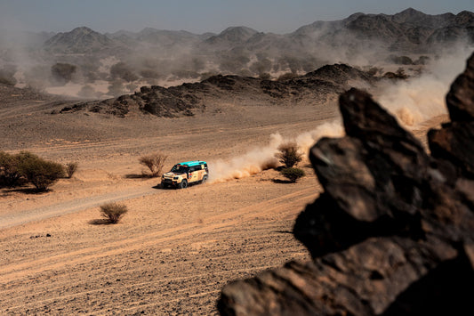 DEFENDER RALLY BREAKS NEW GROUND IN ARGENTINA WITH ALL-FEMALE CREW